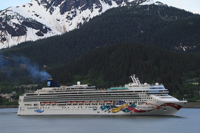 What I’m Packing for Alaska (and lots of giveaway’s)