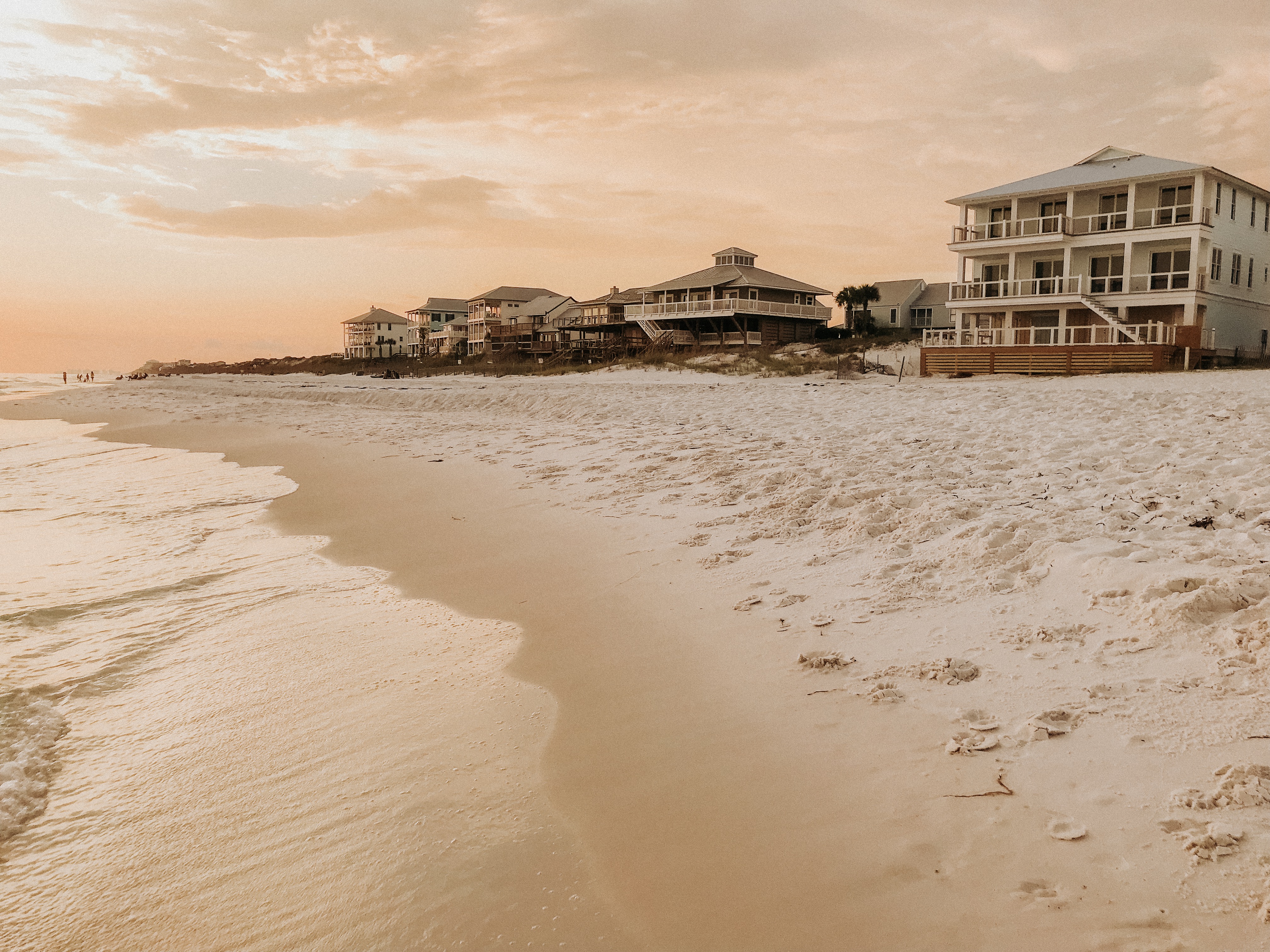 Our Favorite Little Beach House on 30A {Starfish & Coffee review}