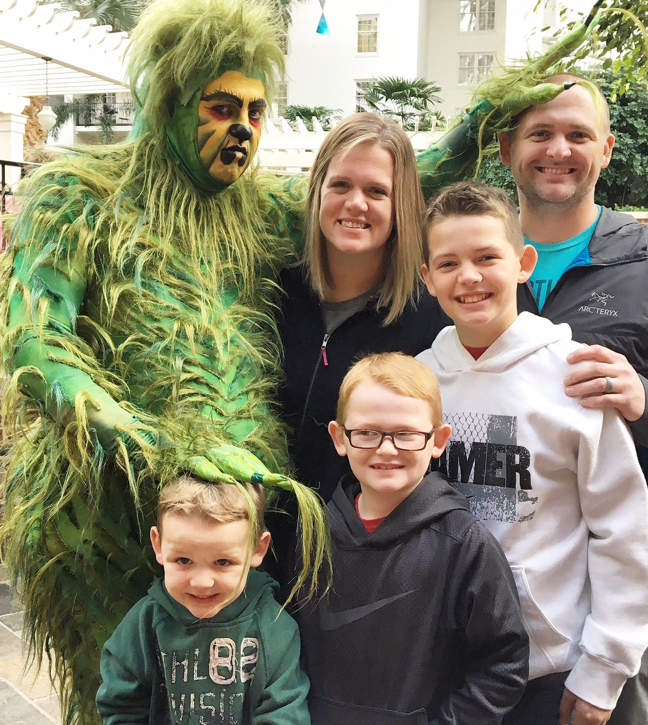 Breakfast with the Grinch + The Grinch Musical {review & discount code}